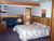 Lodge - Room 7 Bath